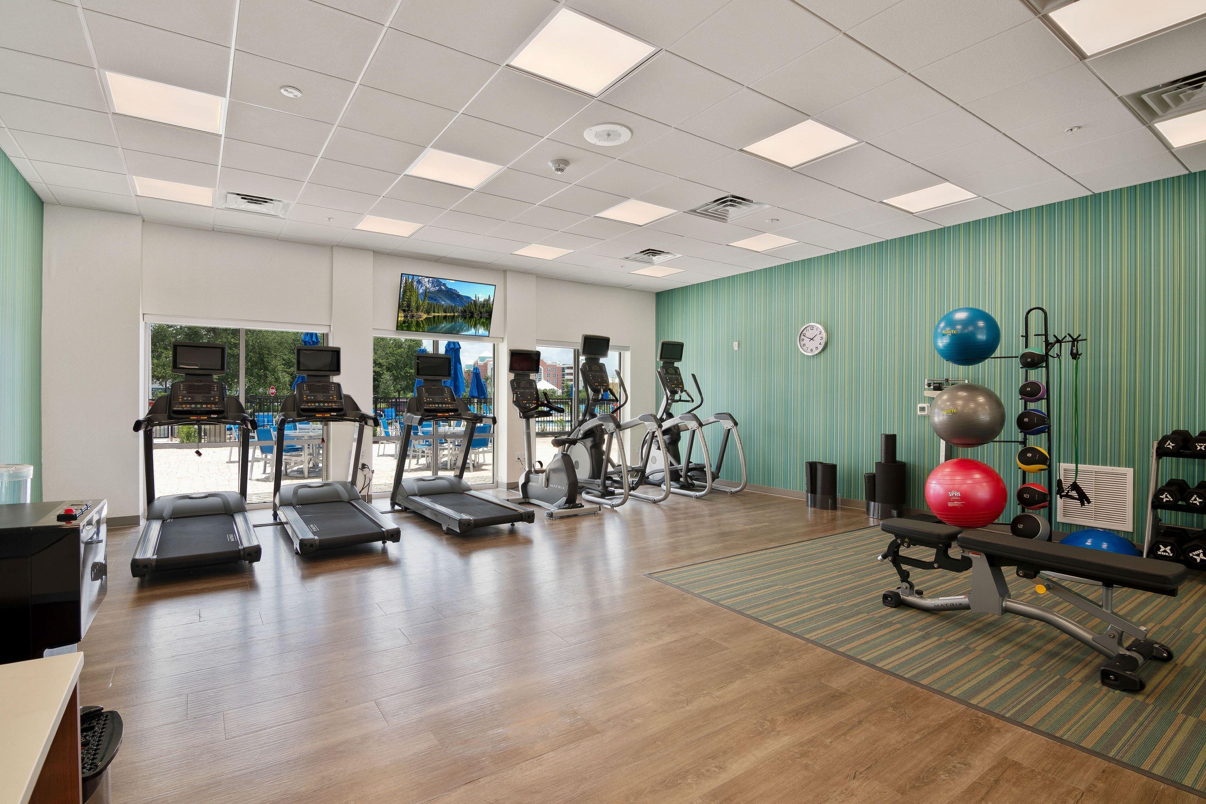 Holiday Inn Express & Suites Orlando- Lake Buena Vista By Ihg Bagian luar foto