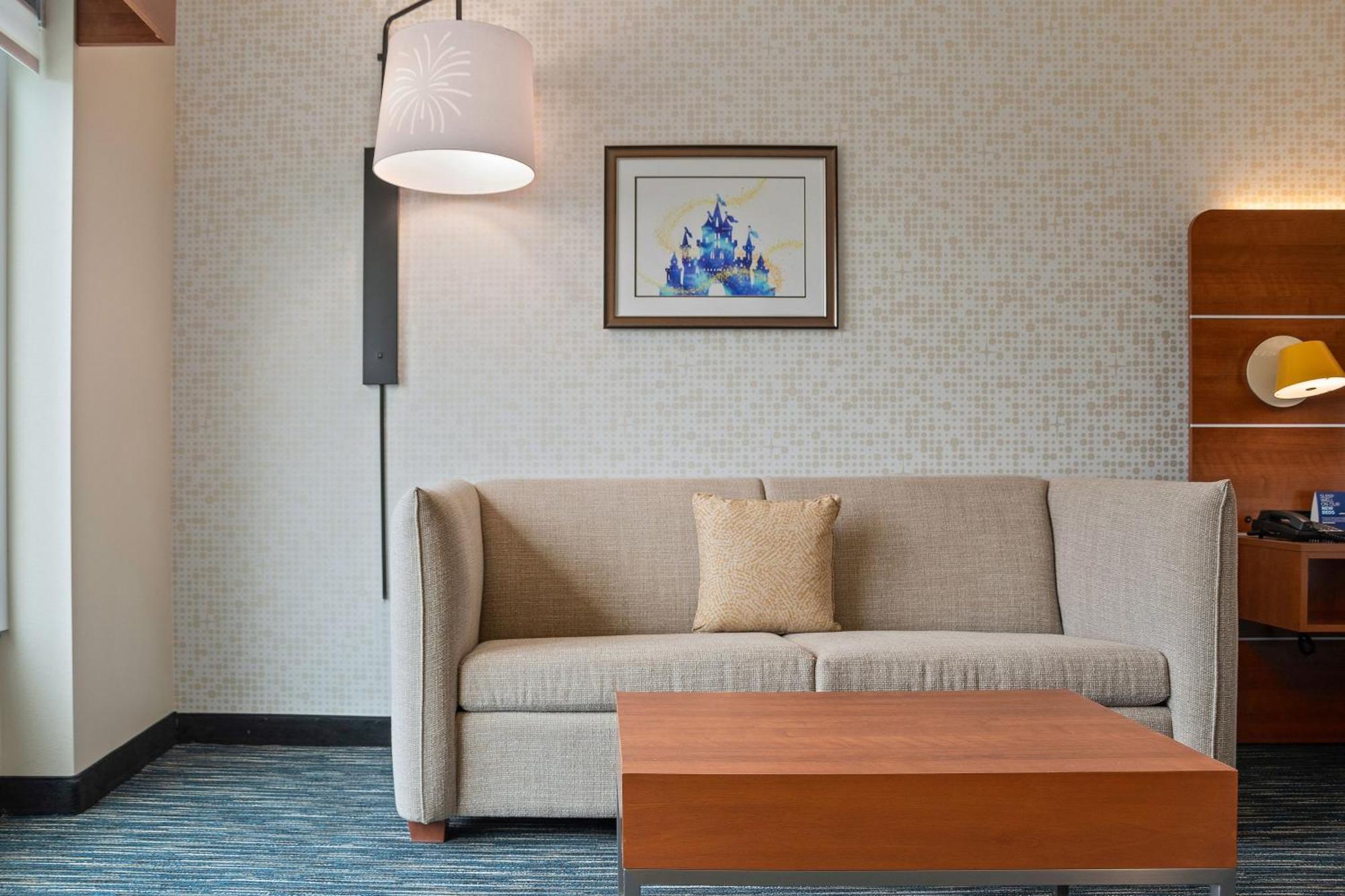 Holiday Inn Express & Suites Orlando- Lake Buena Vista By Ihg Bagian luar foto