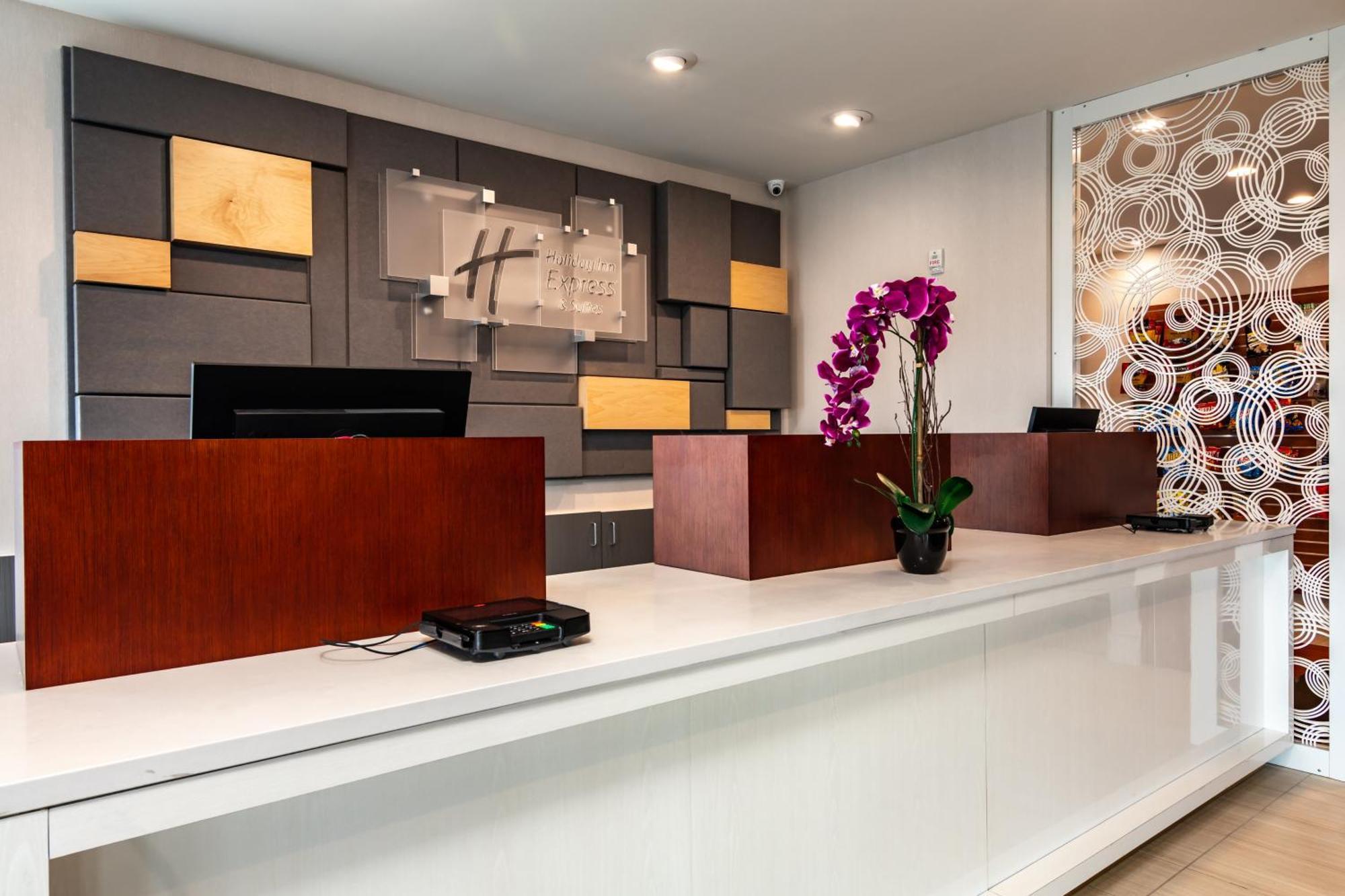 Holiday Inn Express & Suites Orlando- Lake Buena Vista By Ihg Bagian luar foto